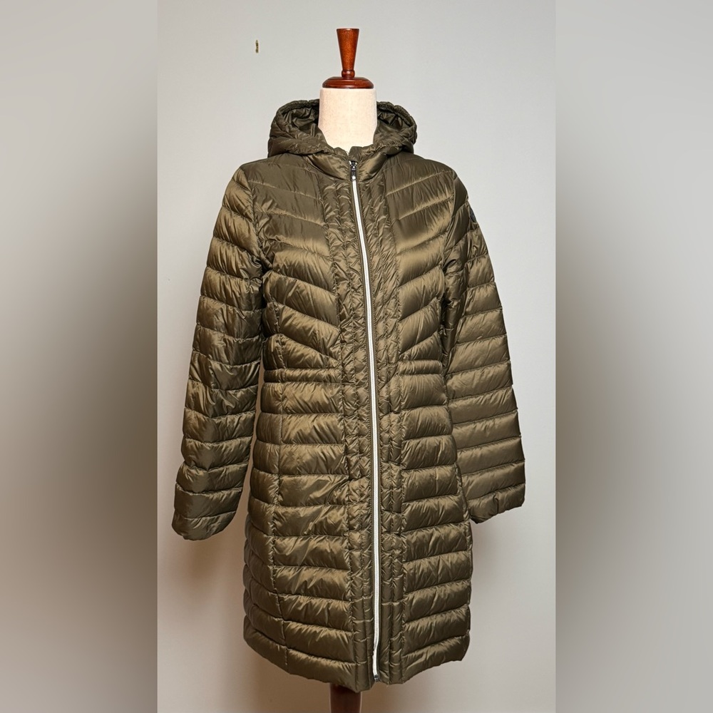 Cole Haan green lightweight down jacket